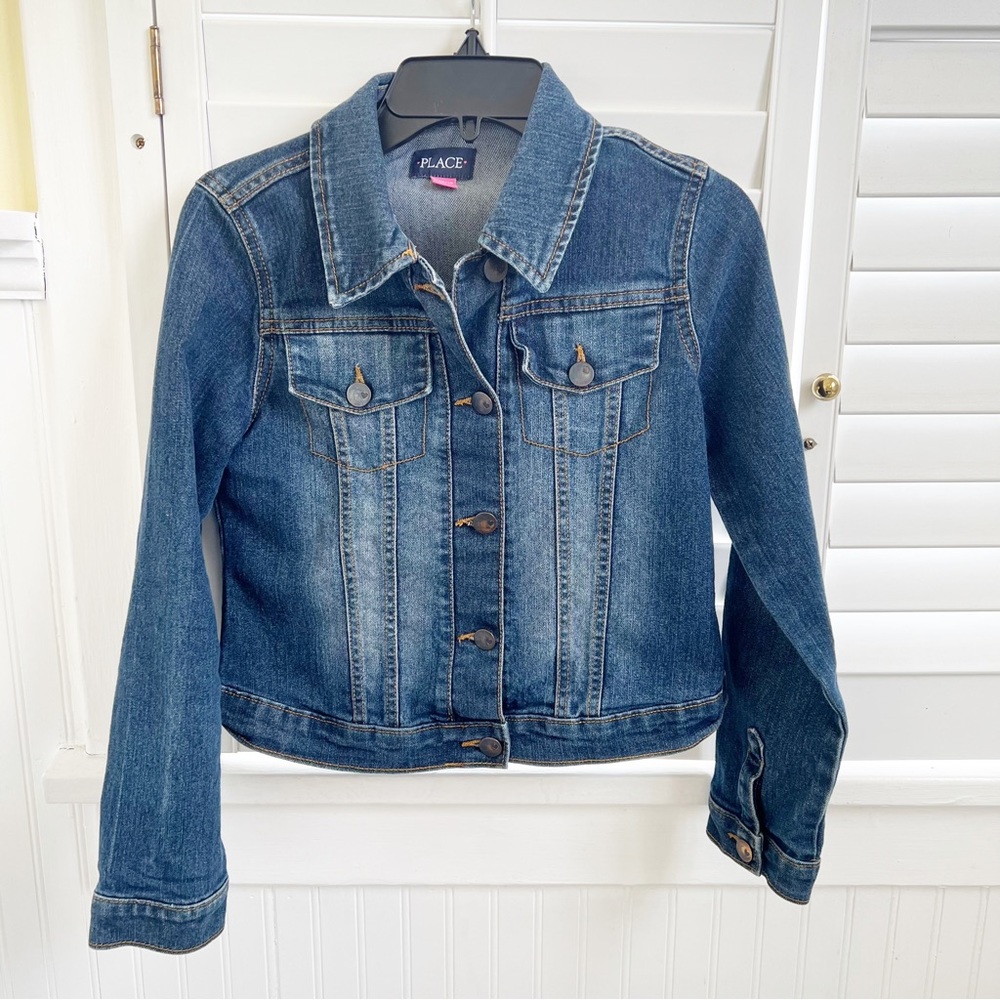 Children’s Place Classic Button Up Denim Trucker Jacket Girls Large (10/12)